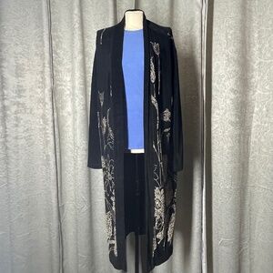 Women’s Black Embroidered “Softwear by Mark Singer” XL/G Duster